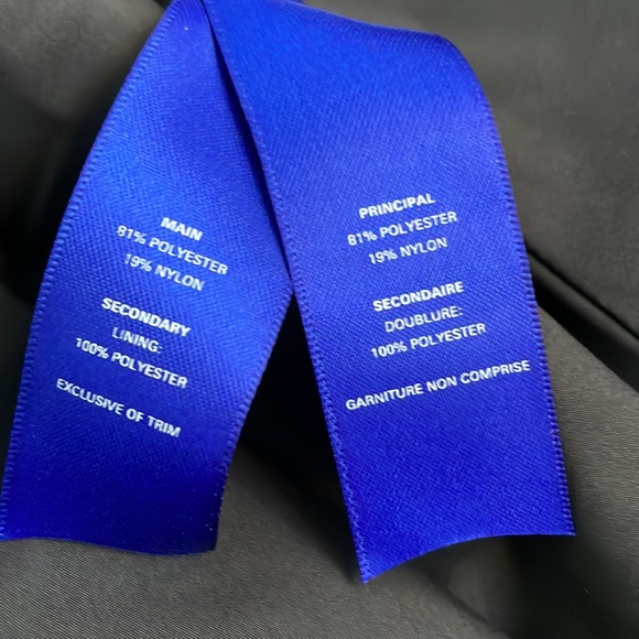 Kit and Ace - Feather Light Hooded Jacket- NWT - Picture 8 of 12